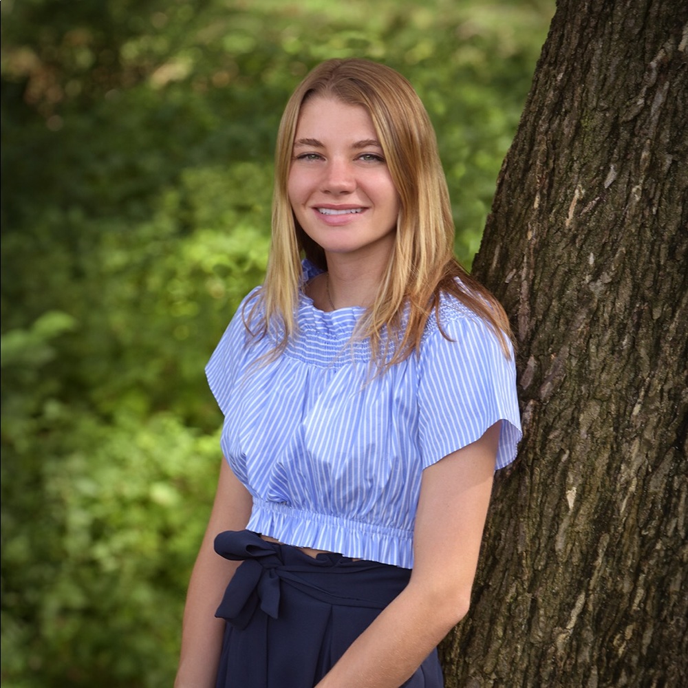 Meet your Posher, Hannah